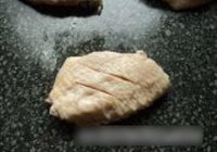 红酒孜然柠香鸡翅的做法 步骤3