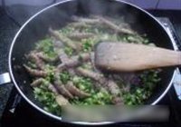 虾爬子炒青辣椒的做法 步骤5