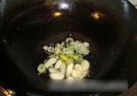 莴笋炒猪肚的做法 步骤4
