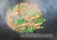 蒜香烩炸豆腐的做法 步骤5
