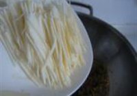 响油鳝丝的做法 步骤10