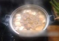 口蘑豆腐烧鸡的做法 步骤11