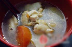 蕃茄薯仔炖鸡汤