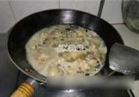 南瓜炖小鸡的做法 步骤4