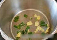 茶树菇烧肉的做法 步骤4