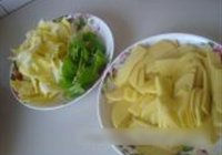 炒馒头条的做法 步骤1