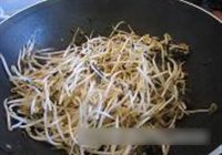 素炒绿豆芽的做法 步骤4