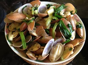 葱爆花甲