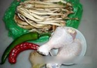 茶树菇炒鸡肉的做法 步骤1