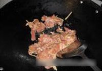 茶树菇炒鸡肉的做法 步骤8