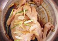 电饭锅烤鸡的做法 步骤4