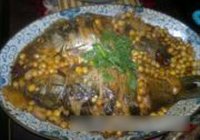 鲫鱼炖黄豆的做法 步骤7