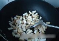 魔芋辣炒杏鲍菇的做法 步骤6
