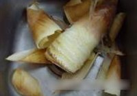 笋烧肉的做法 步骤1