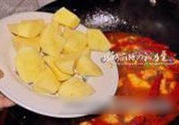 新疆大盘鸡的做法 步骤7