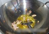 肉炖豆角的做法 步骤3