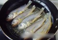 红烧小黄鱼的做法 步骤5