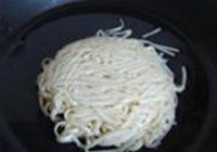 虾仁两面黄的做法 步骤5