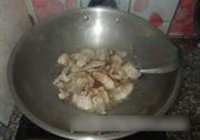 西芹炒肉片的做法 步骤4