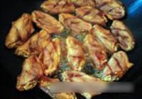 蚝油鸡翅的做法 步骤3