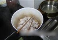 干豇豆红烧肉的做法 步骤5