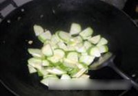 西葫芦炒肉片的做法 步骤6