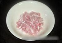 西葫芦炒肉片的做法 步骤2