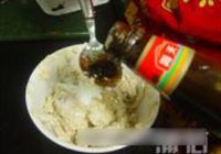 豆腐酿香菇的做法 步骤3