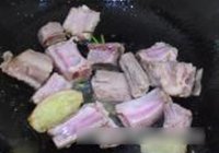 糖醋小排的做法 步骤2