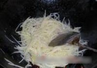 尖椒土豆丝的做法 步骤9