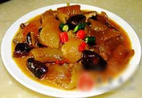 香菇炒猪皮