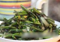 蒜炒红菜苔的做法 步骤5