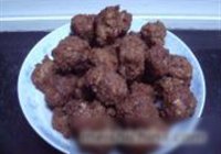 炸牛肉丸的做法 步骤11