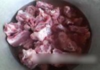 白萝卜烧排骨的做法 步骤1