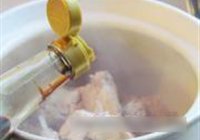 三杯豆干兔的做法 步骤5