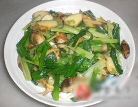 蒜苗芹菜炒慈菇