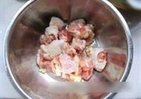 竹笋烧鸡块的做法 步骤1