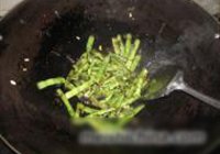 橄榄菜炒四季豆的做法 步骤6