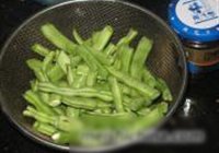 橄榄菜炒四季豆的做法 步骤1