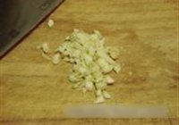 蒜蓉菠菜的做法 步骤2