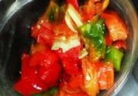 豆炒腊肥肠的做法 步骤4