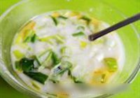 豆炒腊肥肠的做法 步骤2