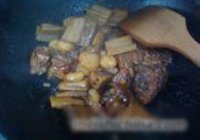 莲藕马蹄红烧排骨的做法 步骤12