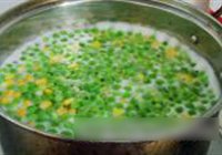 豆炒腊肥肠的做法 步骤3