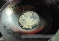 干煎秋刀的做法 步骤5