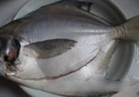 香煎鲳鳊的做法 步骤1