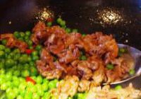 豌豆炒鸡胗的做法 步骤8