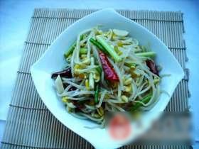 素炒黄豆芽