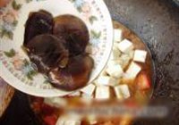 西红柿香菇烧豆腐的做法 步骤7