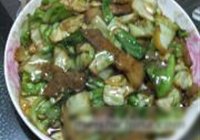 卷心菜辣爆五花肉的做法 步骤3